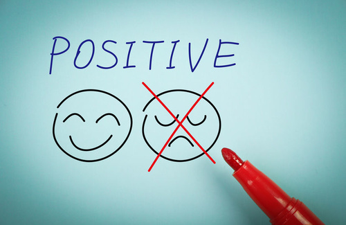 Sviluppare il pensiero positivo aiuta davvero?