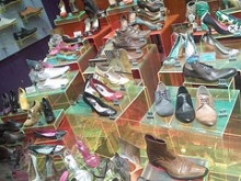 Shopping compulsivo da saldi: la mania degli acquisti Shopping compulsivo da saldi: la mania degli acquisti